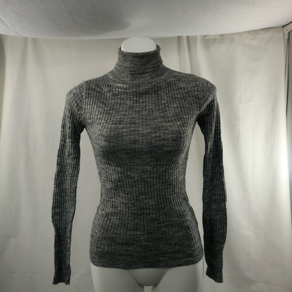 Brace Souls turtle neck